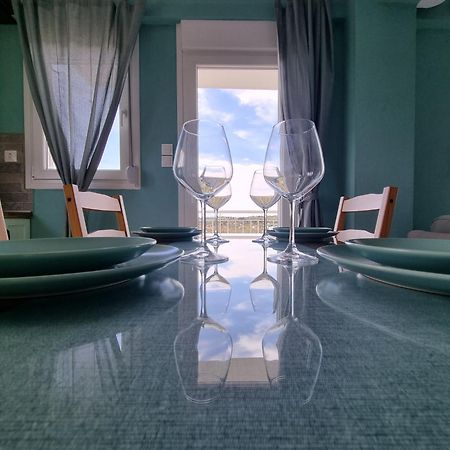 Tararas Apartments 尼亚米卡尼奥纳 客房 照片